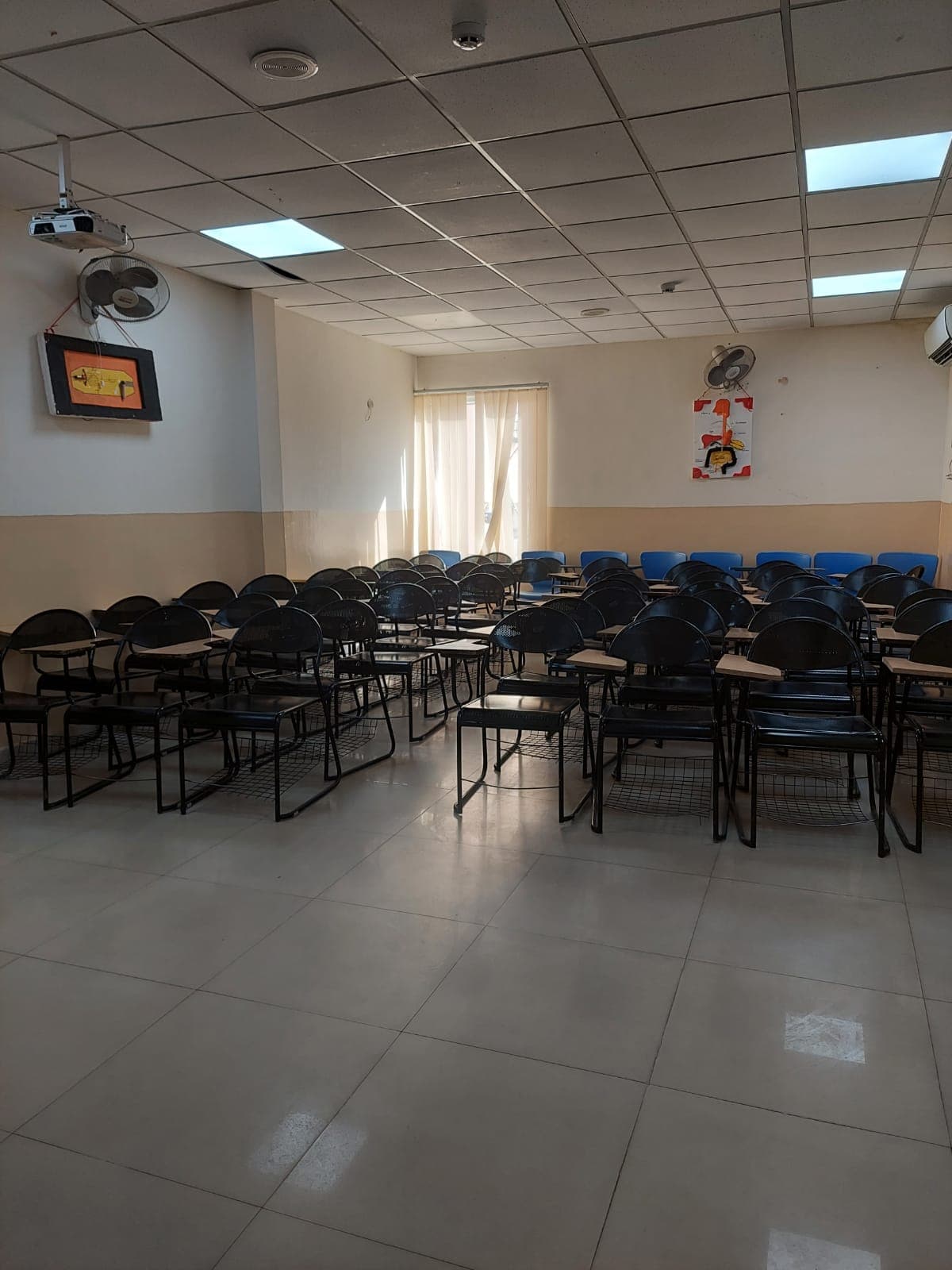 Max Healthcare Education Vaishali Ghaziabad Infrastructure photo 9